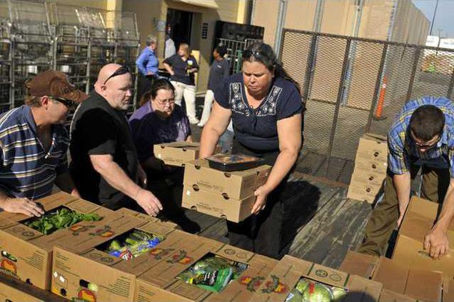 112112 FOOD BANK 01