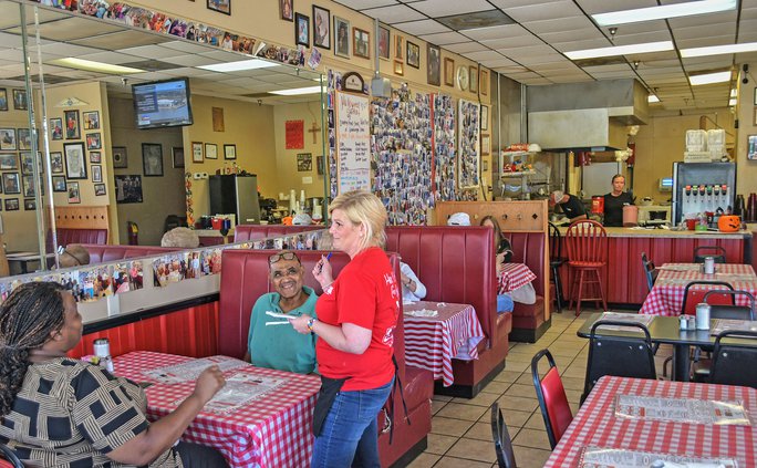 103118_Ds_DINER_05.jpg